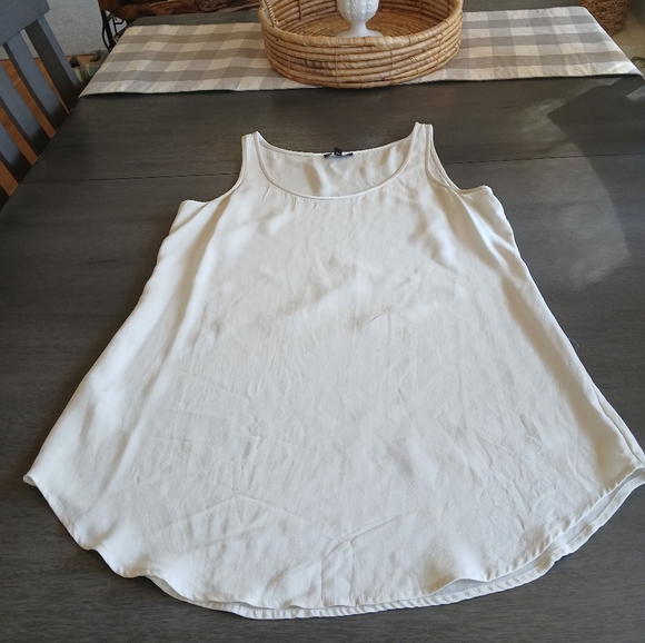Eileen Fishrr women's White Sleeveless Top NWOT Small - Picture 1 of 4